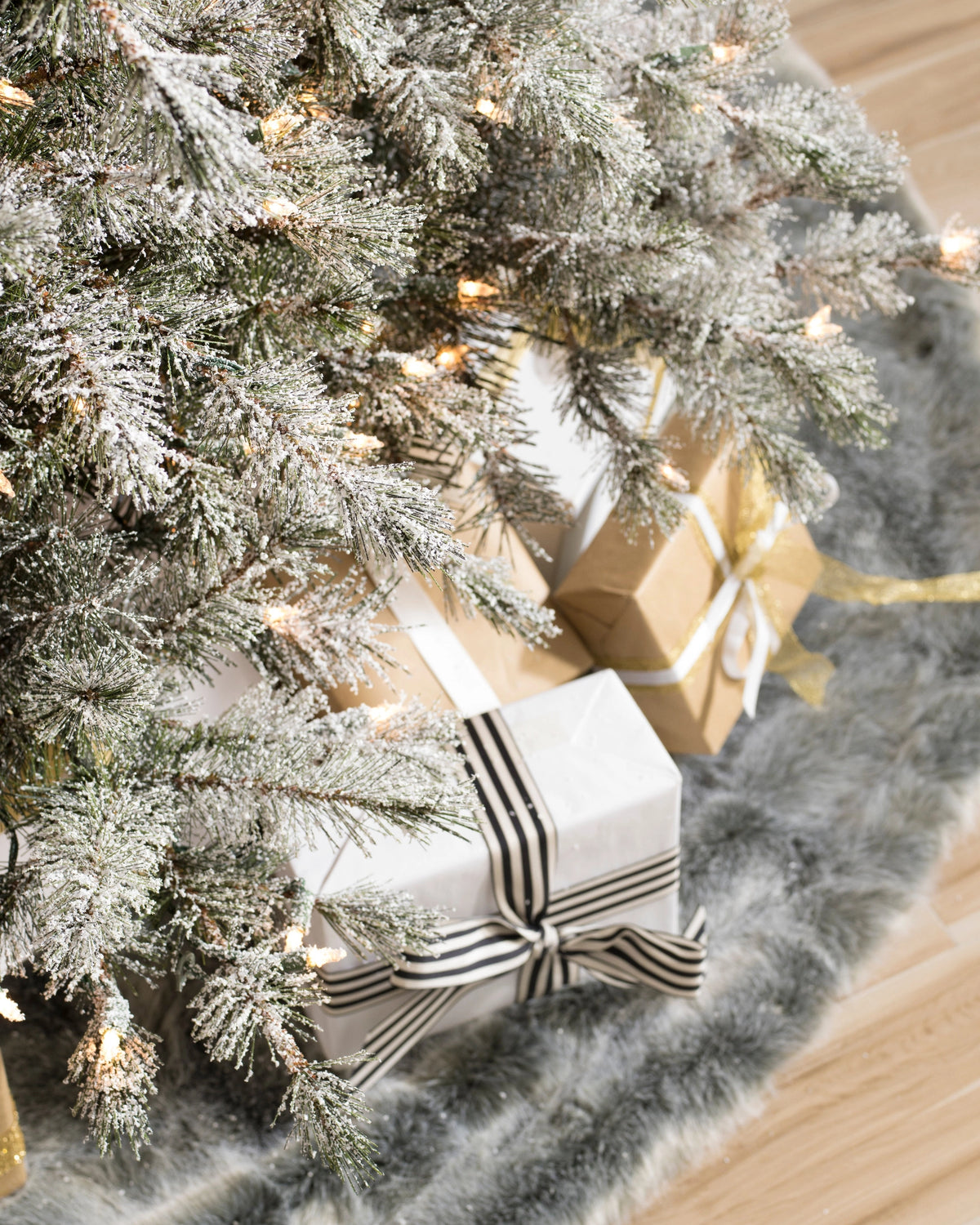 Árvore de Natal Pinheiro Açucarado Nevado — 8