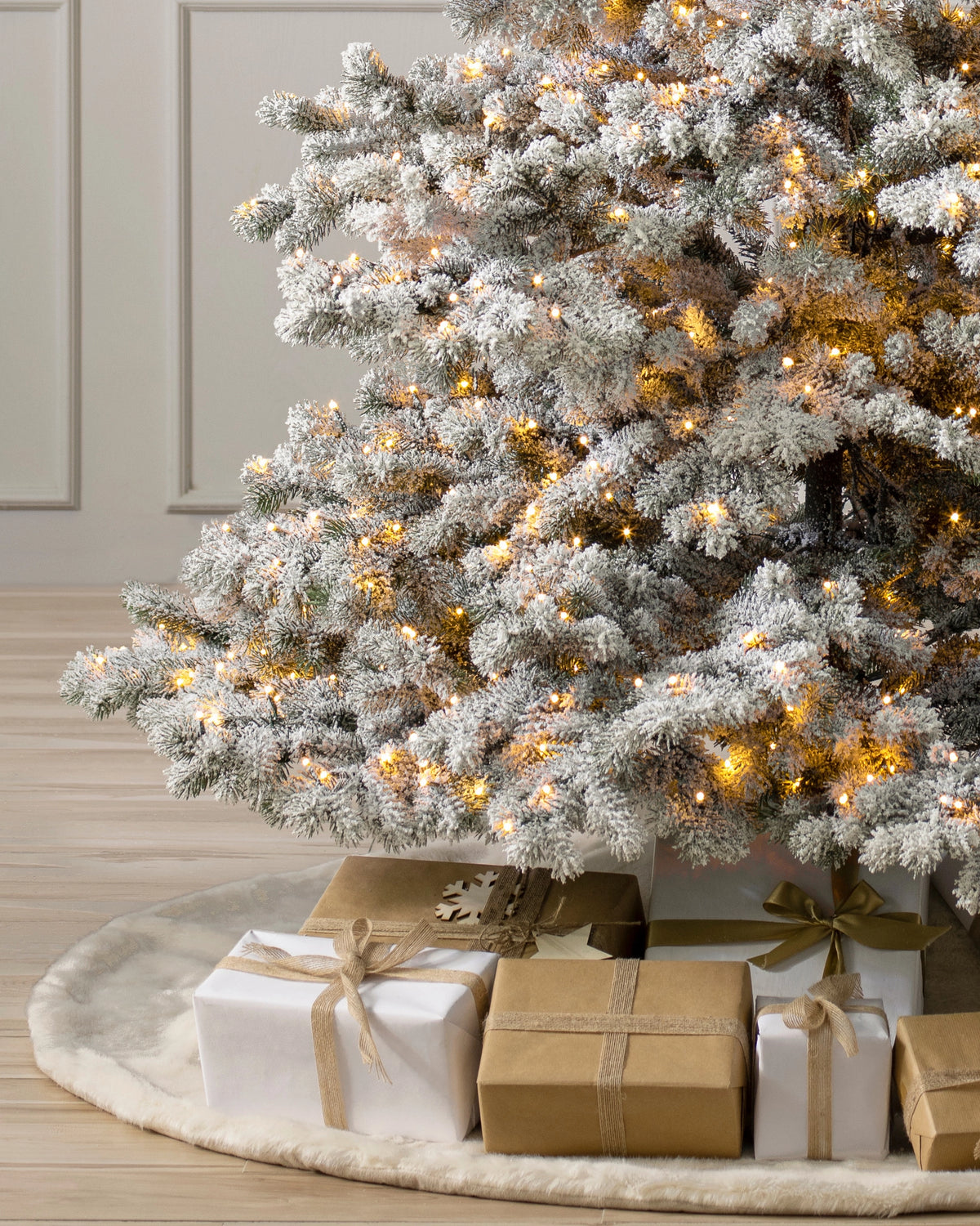 Árvore de Natal Pinheiro Yukon Nevado — 3