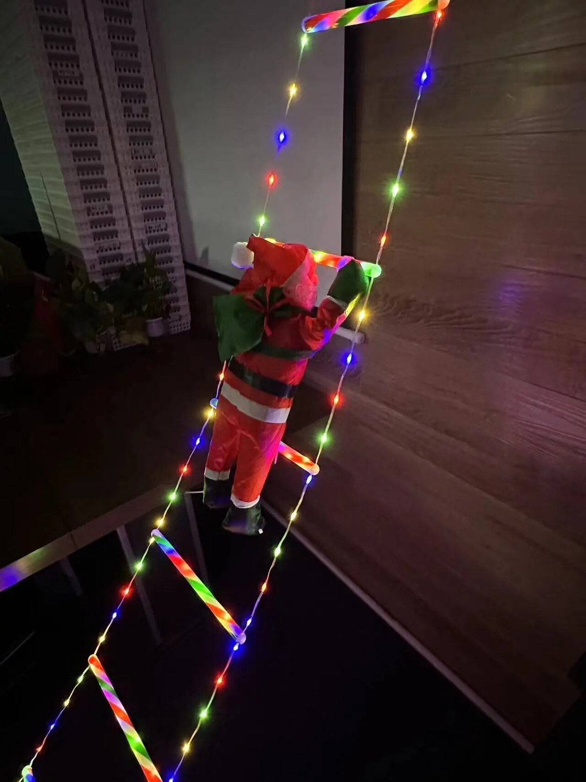 Escada Luz em LED Colorido Decoração de Natal com Pai Natal Pendurado 3M — 5
