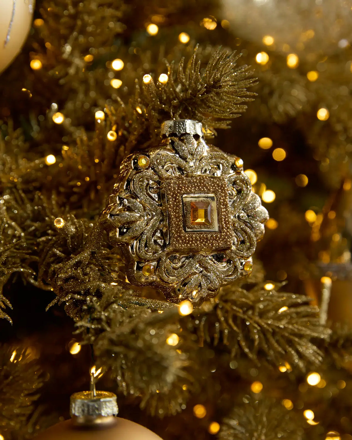 Kit 30 Enfeites para Árvore de Natal Dourado e Champagne com Pedrarias Decorativas — 3