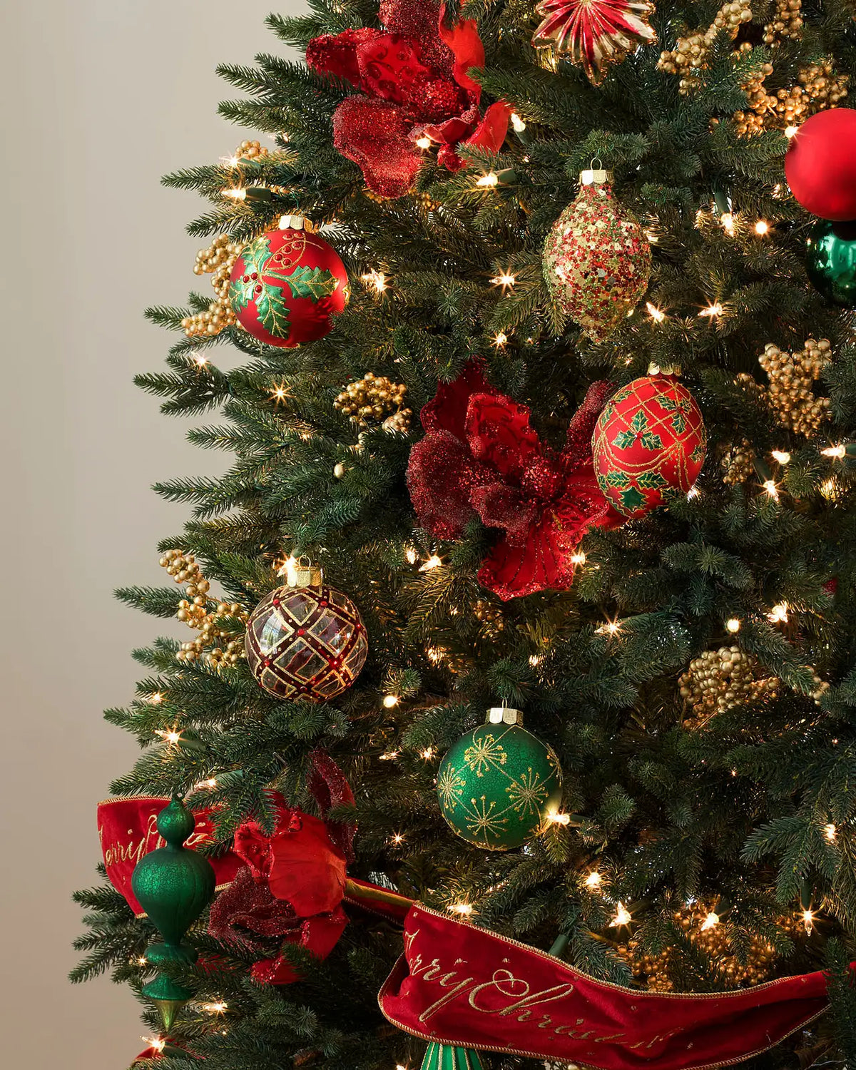 Kit 32 Enfeites para Árvore de Natal Vermelho, Verde e Dourado – Coleção Natal Tradicional — 3